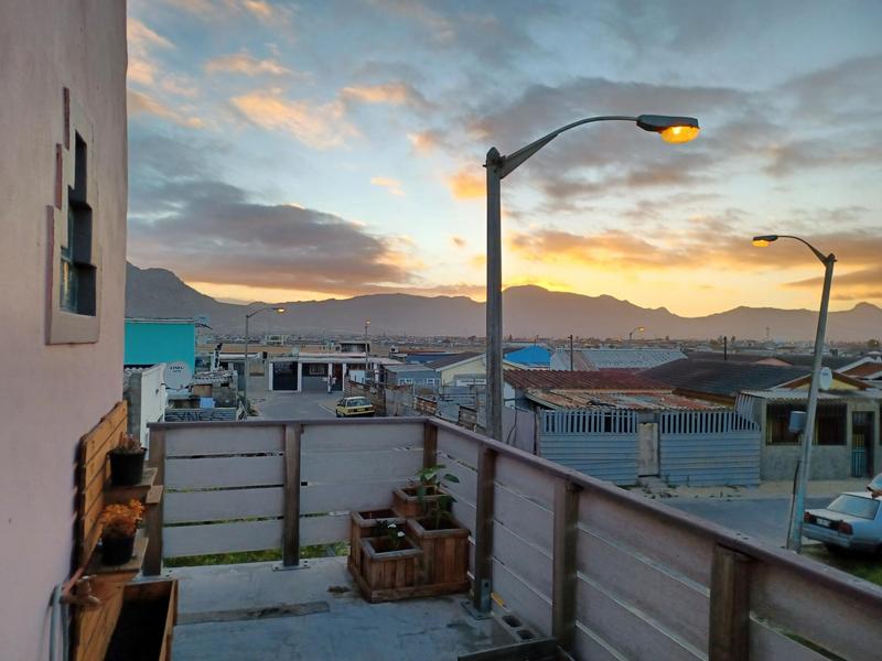 5 Bedroom Property for Sale in Seawinds Western Cape